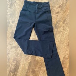 Lululemon Flare, Mid-rise, Full length leggings